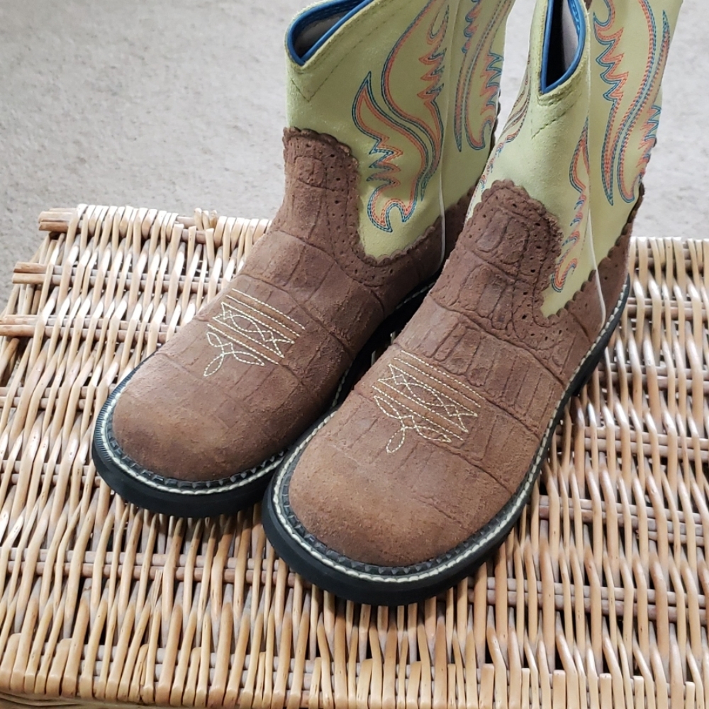 Ariat Fatbaby Heritage Cowboy Boots